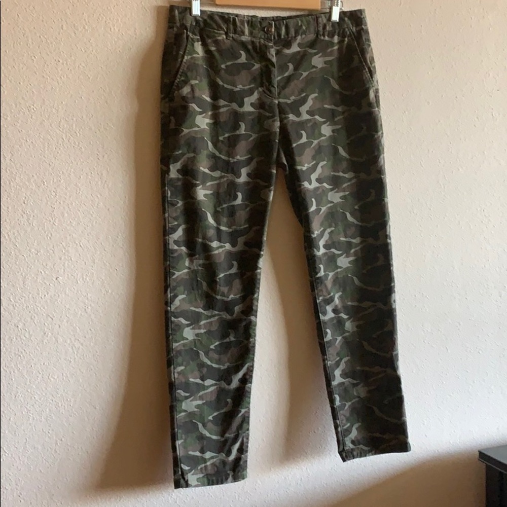 Gap camouflage khakis